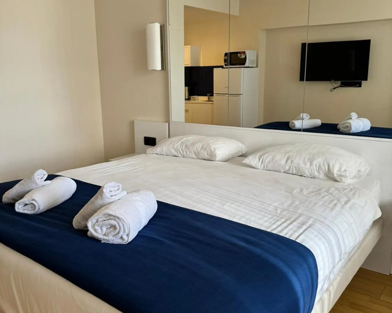 Batumi Orbi City 5*,  Georgien